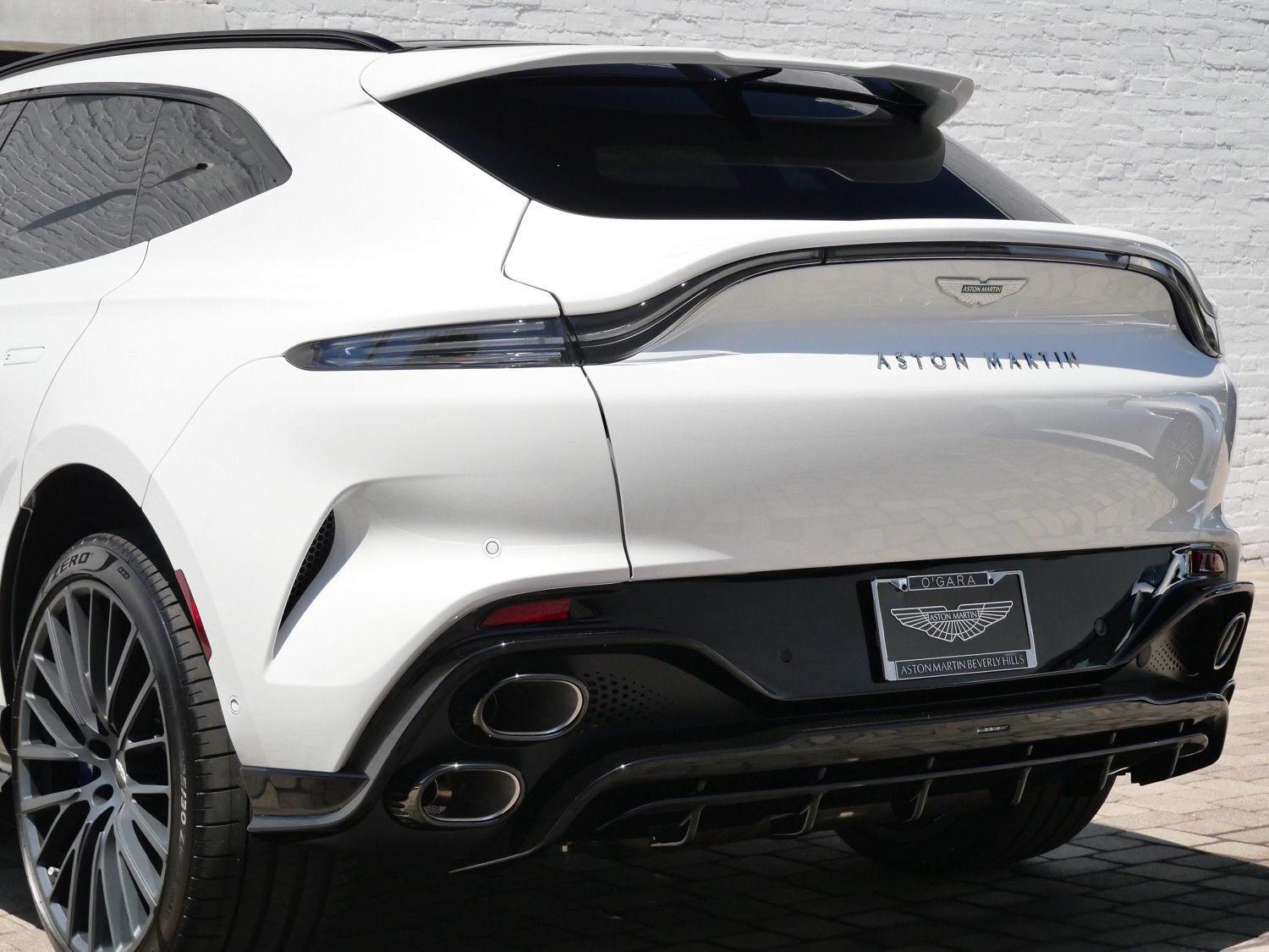 New 2026 Aston Martin DBX S AWD/4WD image 8