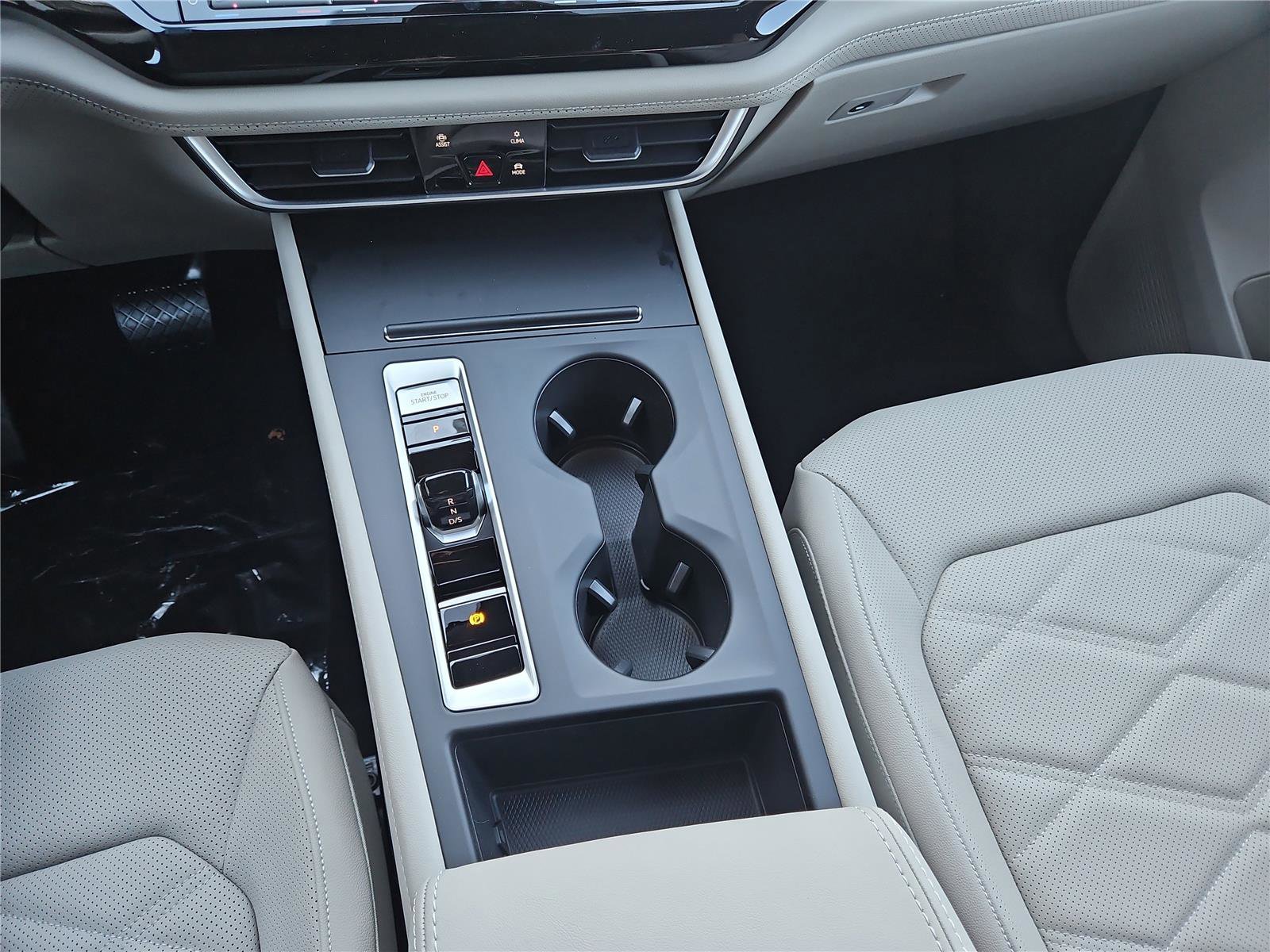 New 2026 Volkswagen Atlas SE image 21