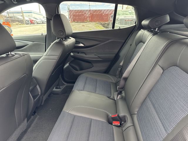 New 2026 Buick Envista Preferred FWD image 21