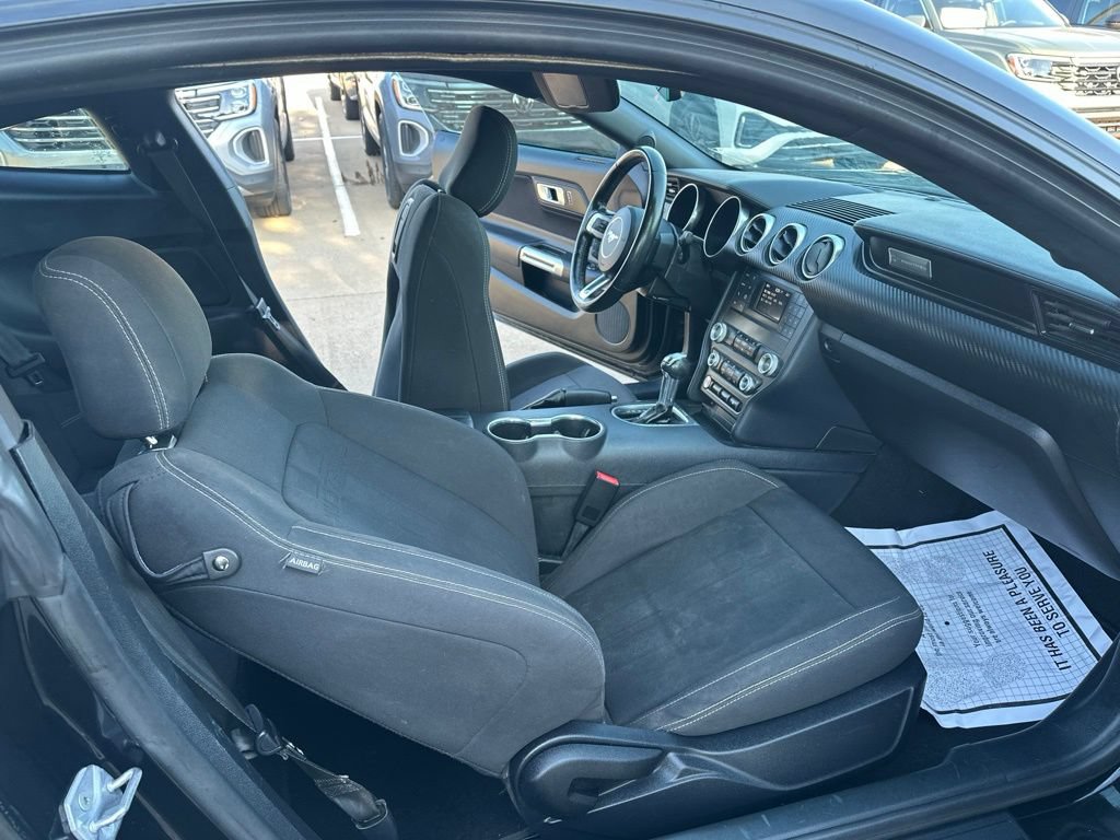 Used 2021 Ford Mustang Coupe RWD image 19