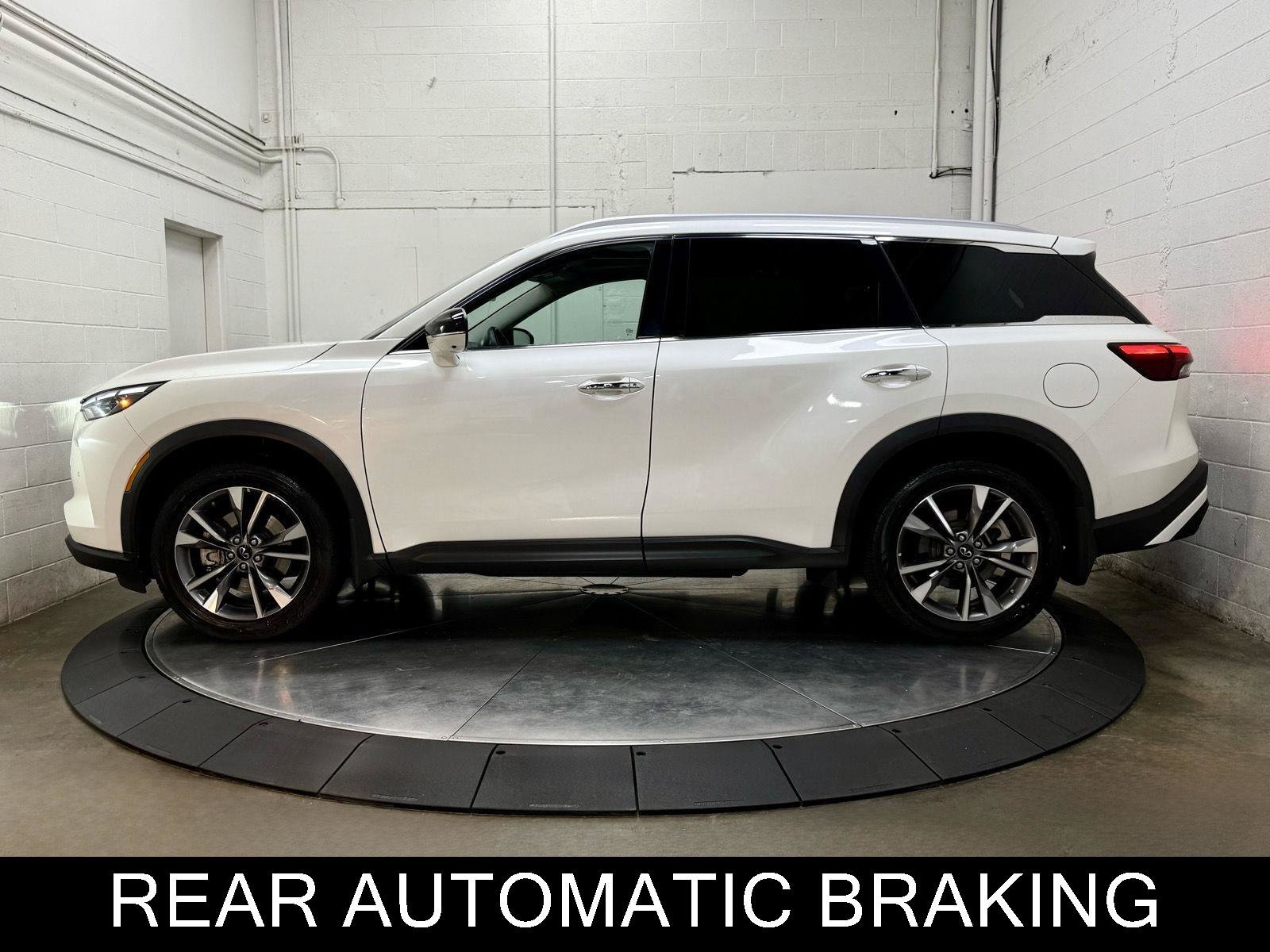 Used 2023 INFINITI QX60 Luxe w/ Cargo Package AWD/4WD image 6
