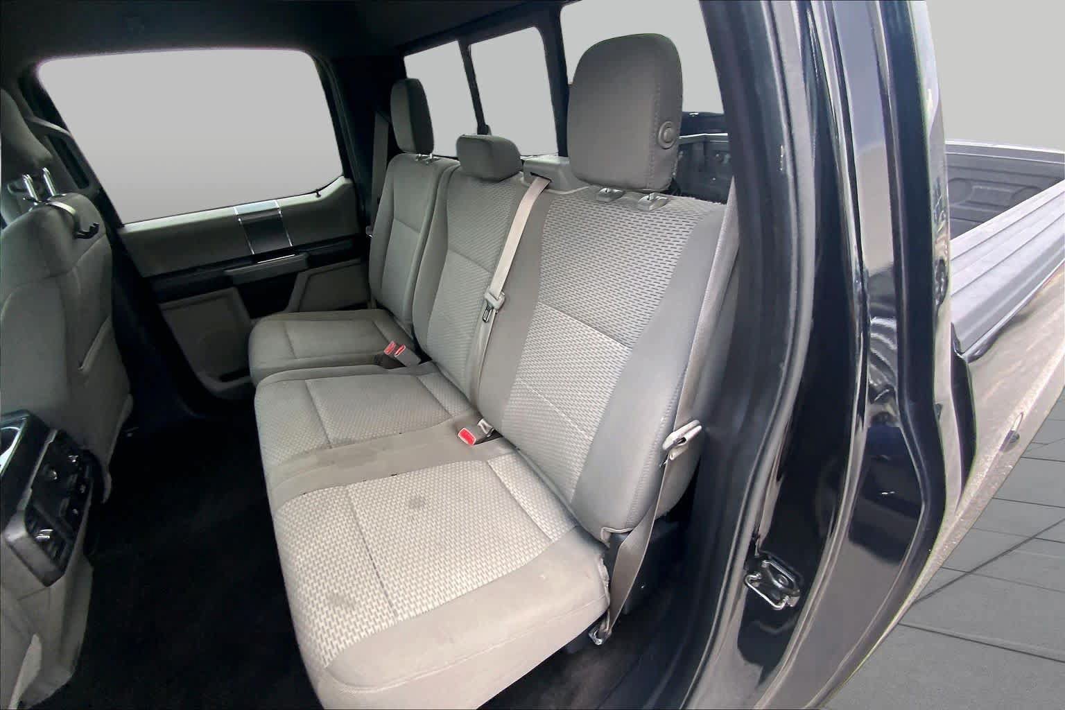 Used 2017 Ford F150 XLT w/ Equipment Group 302A Luxury RWD image 21