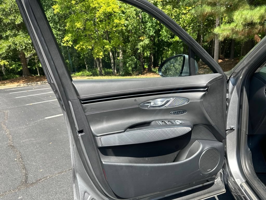 Used 2023 Genesis Electrified GV70 w/ Prestige Package AWD/4WD image 10