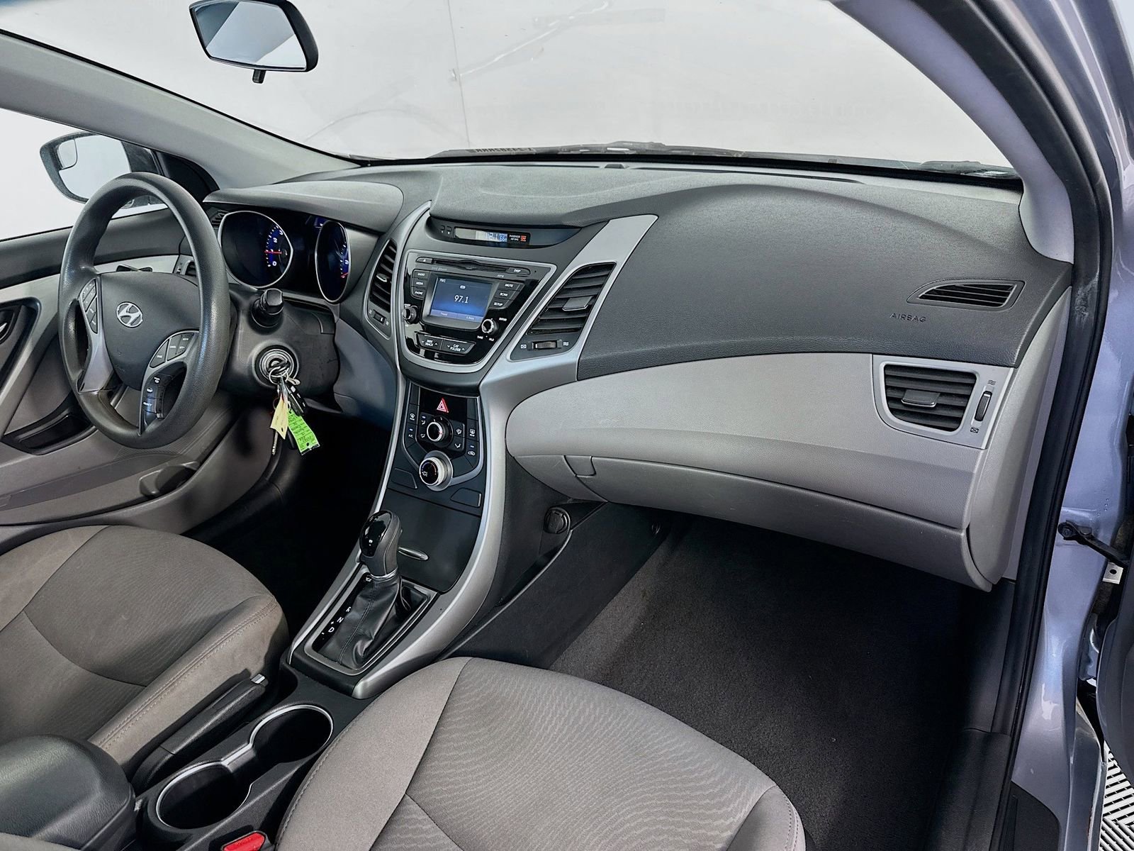 Used 2015 Hyundai Elantra SE w/ Option Group 02 FWD image 26
