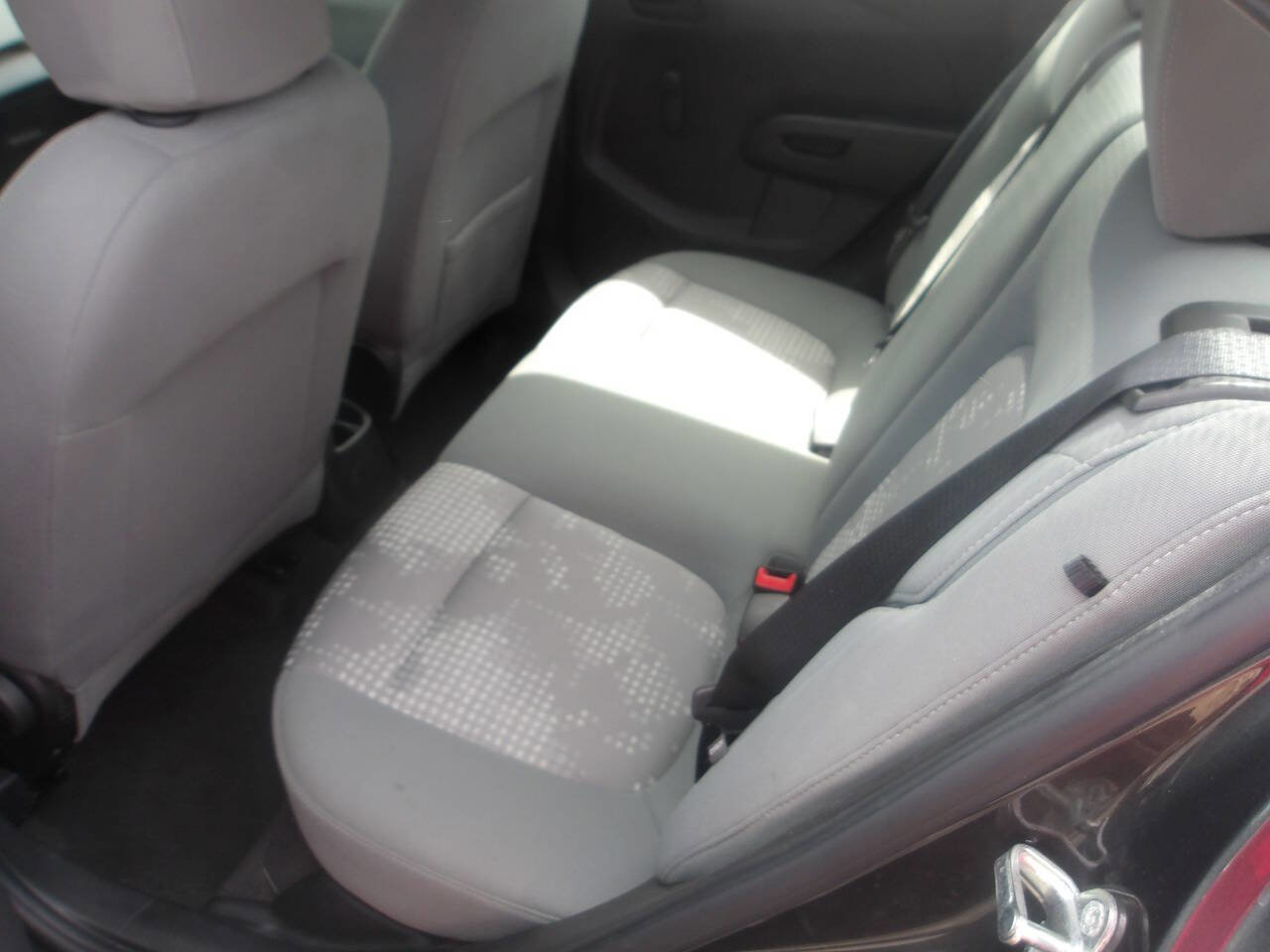 Used 2016 Chevrolet Sonic LS image 8