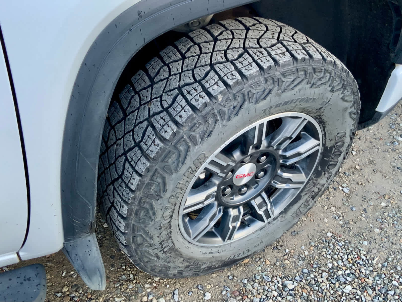 Used 2024 GMC Sierra 1500 AT4 w/ Technology Package image 19