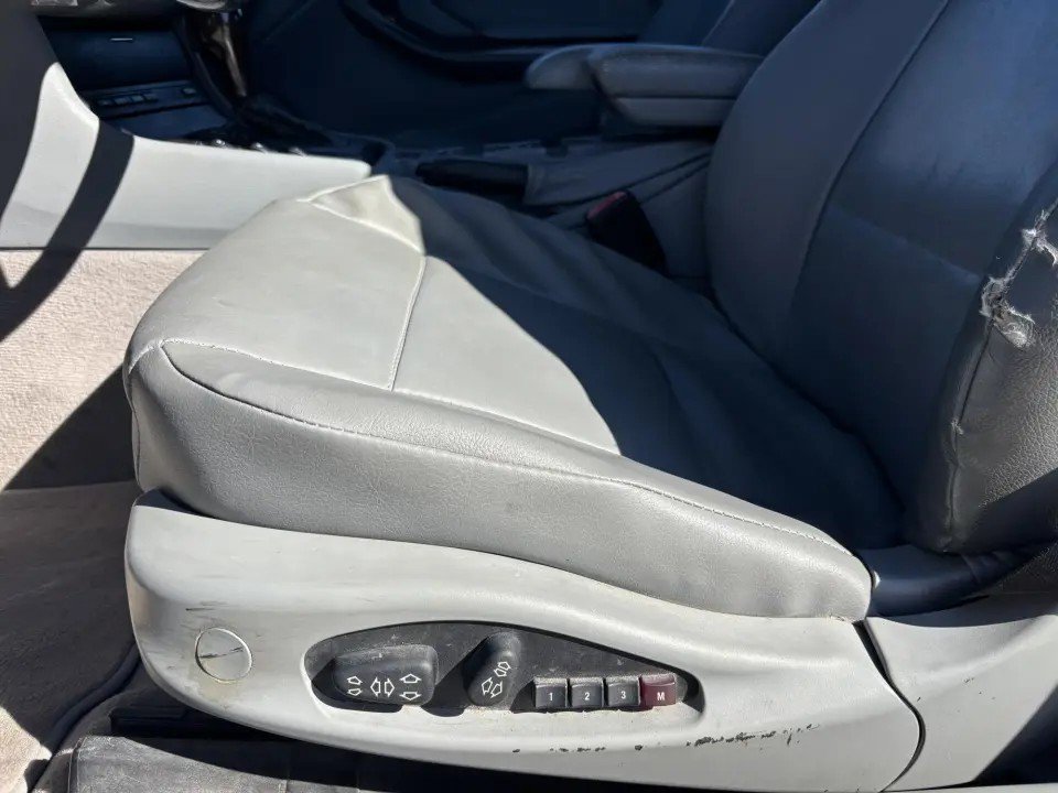Used 2004 BMW 325Ci Convertible RWD image 17