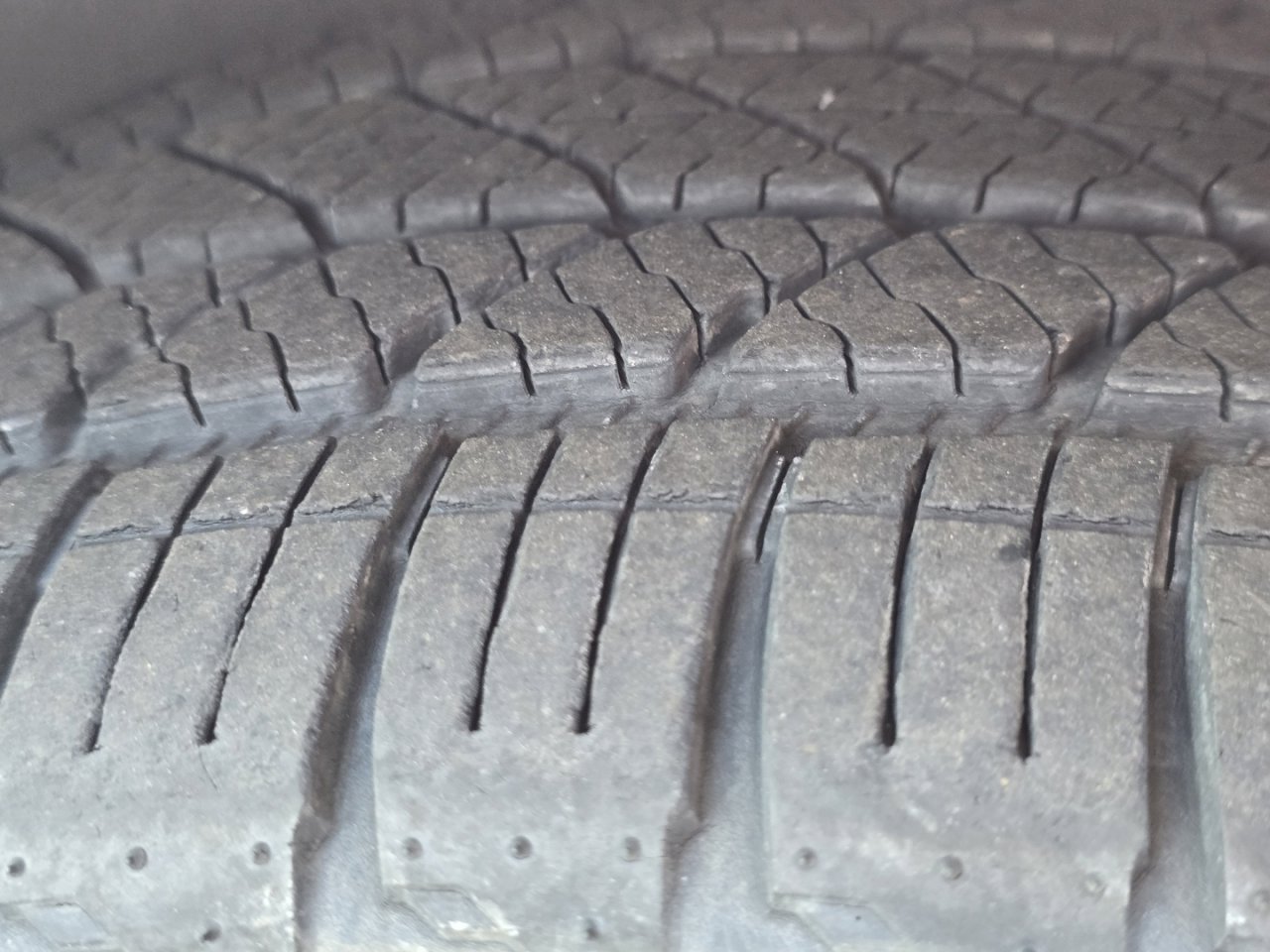 Used 2020 Ford Edge ST w/ Equipment Group 401A AWD/4WD image 14