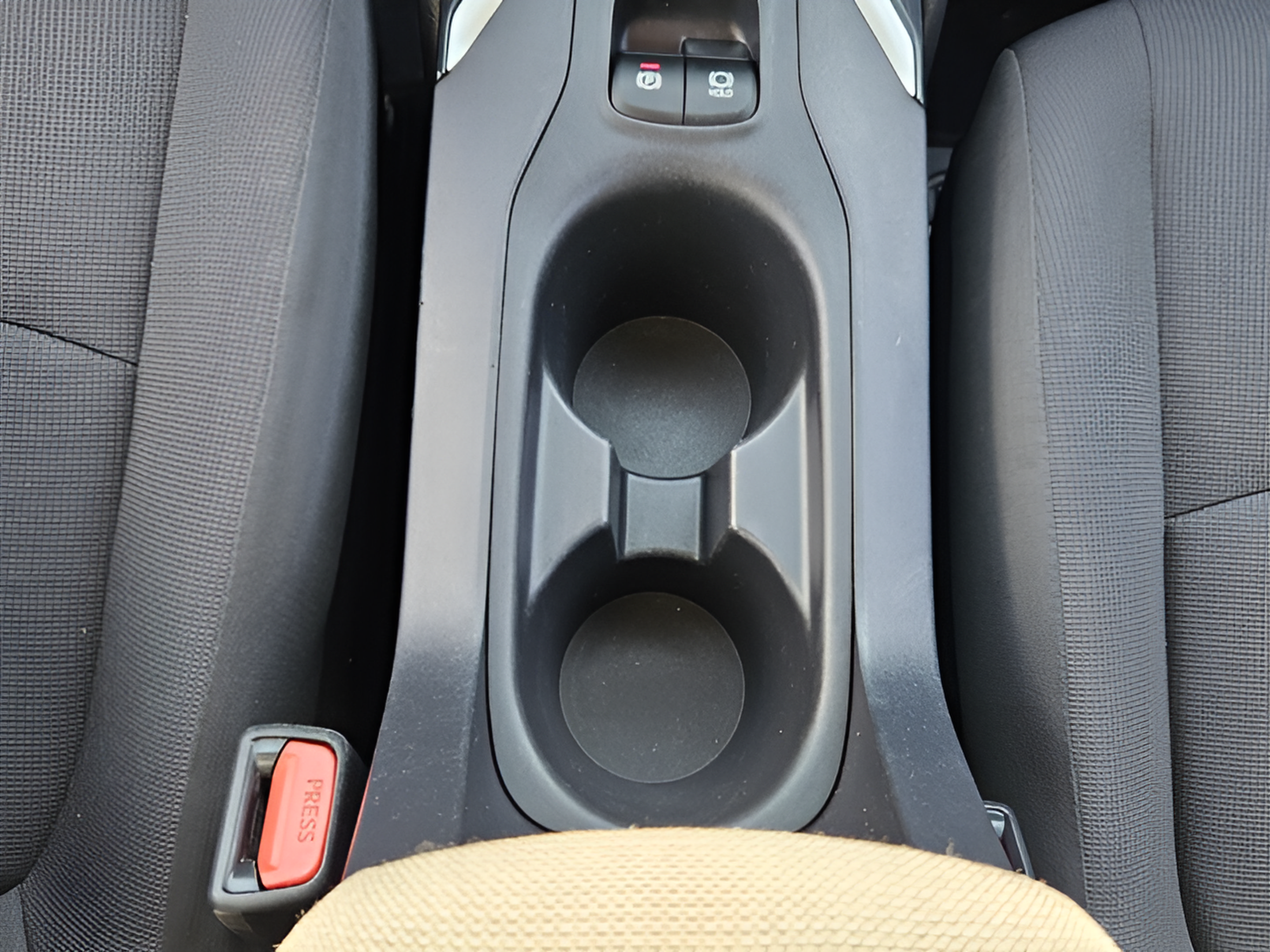 Certified 2022 Toyota Corolla Cross LE FWD image 15