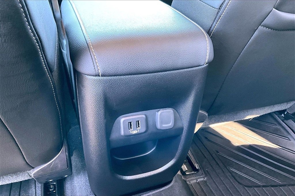 Used 2020 GMC Canyon Denali image 32