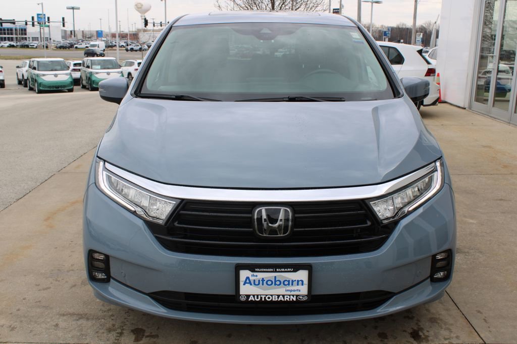 Used 2024 Honda Odyssey Elite image 2
