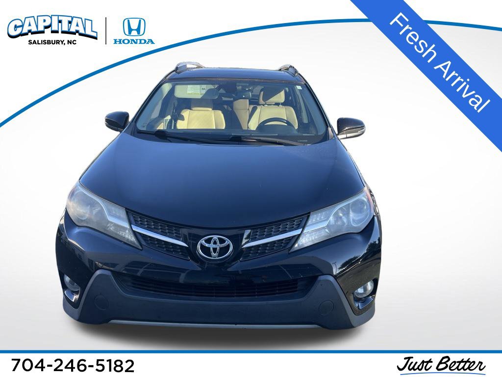 Used 2014 Toyota RAV4 Limited w/ Technology Package FWD image 1