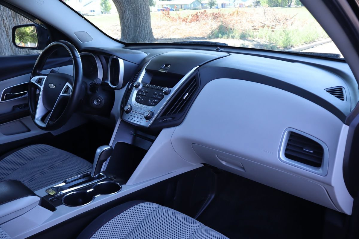 Used 2010 Chevrolet Equinox LT w/ Vehicle Interface Package AWD/4WD image 17