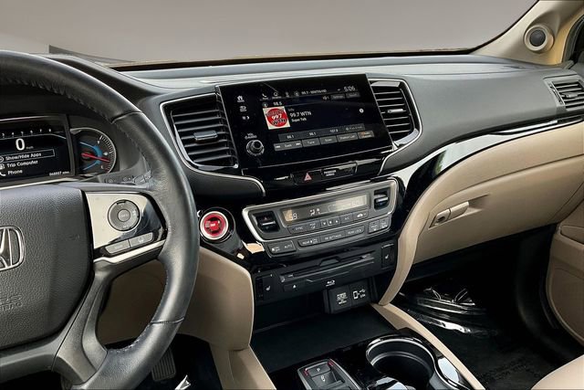 Used 2020 Honda Pilot Touring image 9