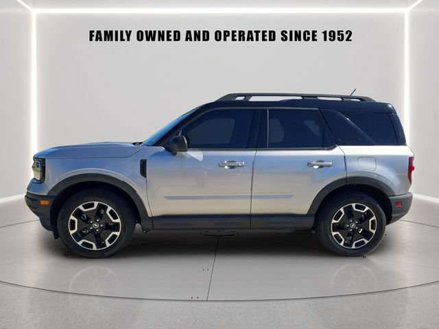 Used 2022 Ford Bronco Sport Outer Banks w/ Tech Package AWD/4WD image 4