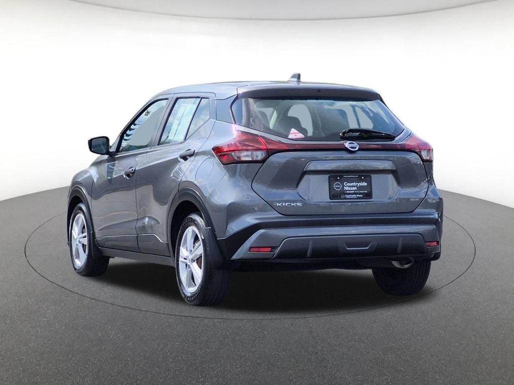 Used 2021 Nissan Kicks S FWD image 6