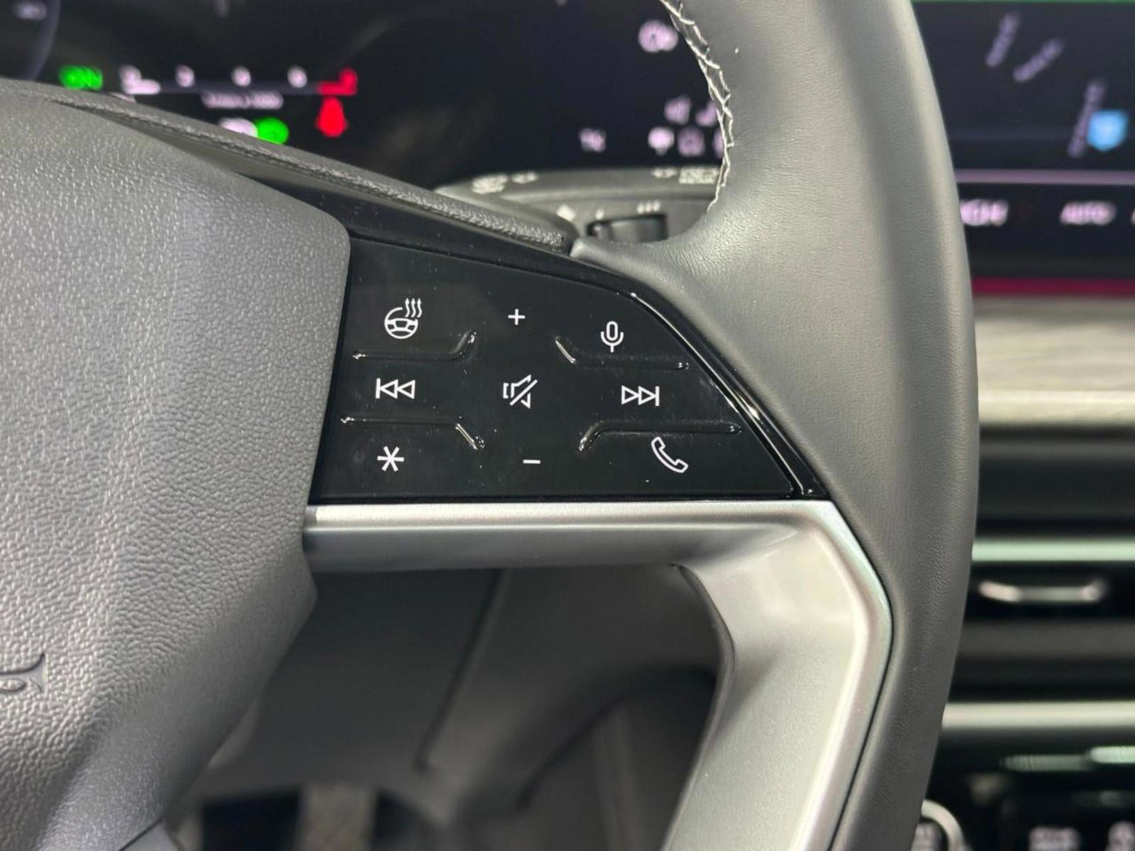 Used 2025 Audi Q5 Prestige image 31