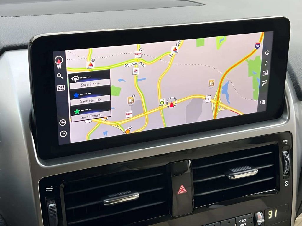 Used 2023 Lexus GX 460 Luxury w/ Accessory Package image 25