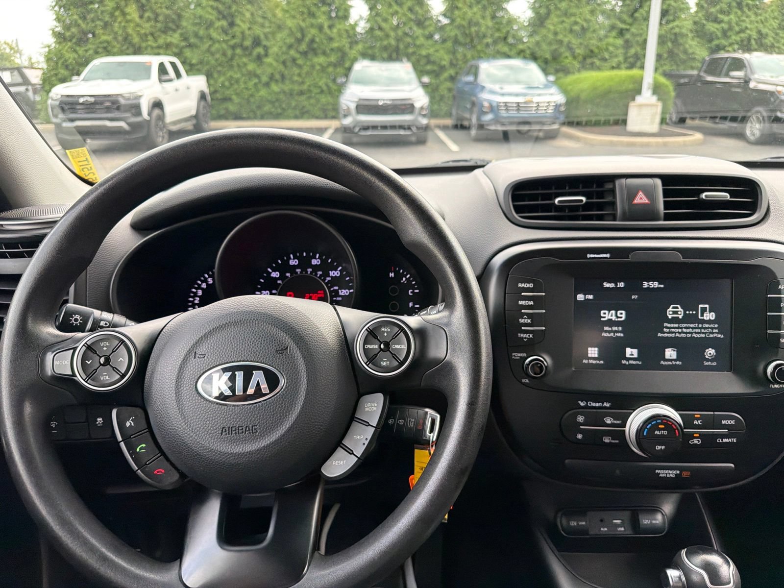 Used 2018 Kia Soul + FWD image 23