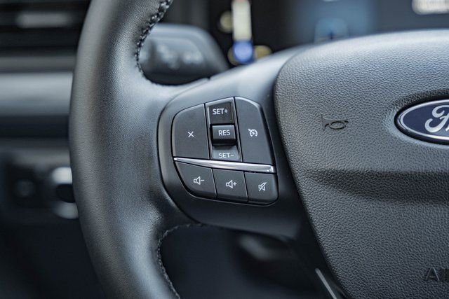 New 2025 Ford Maverick XLT w/ XLT Luxury Package image 38