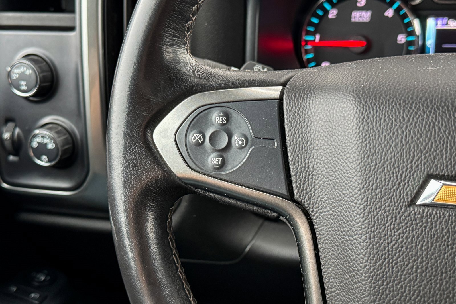 Used 2019 Chevrolet Silverado 1500 LT image 17