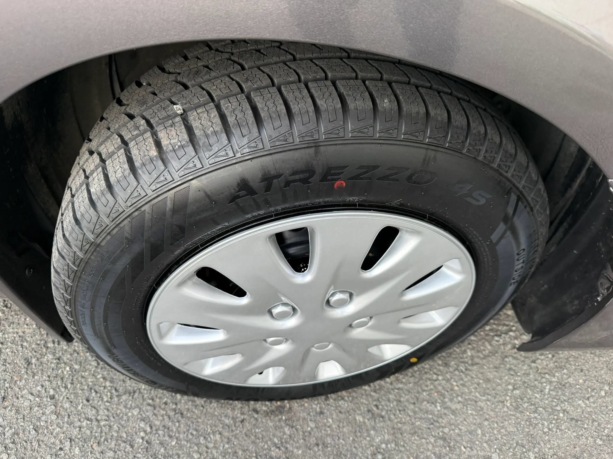 Used 2017 Toyota Camry LE FWD image 18