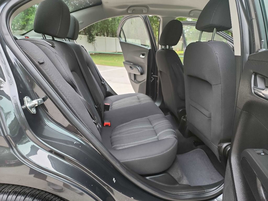 Used 2015 Chevrolet Sonic LT FWD image 28