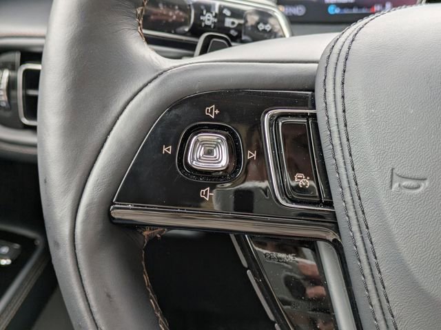 New 2025 Lincoln Aviator Reserve w/ Luxury Package image 23