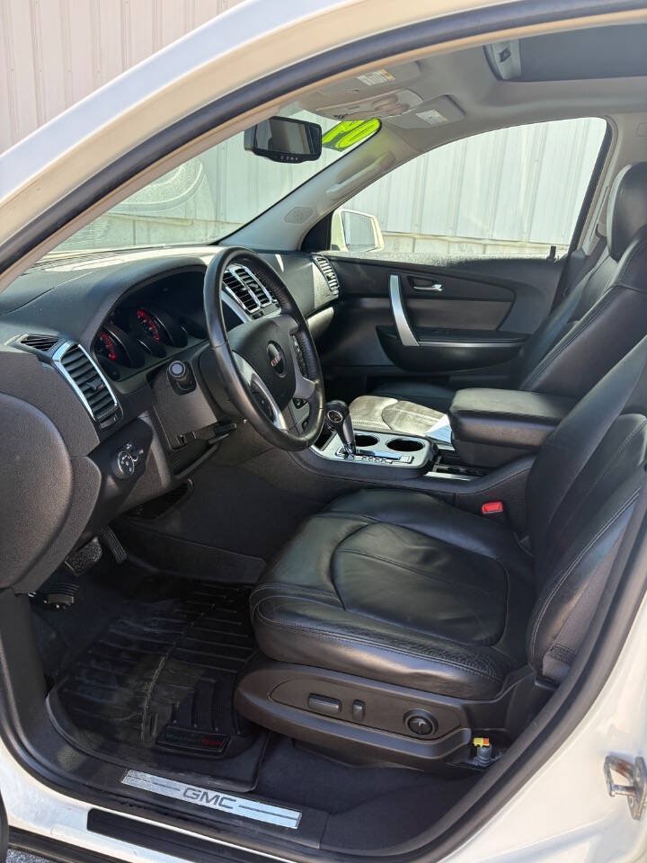 Used 2009 GMC Acadia SLT w/ Technology Package AWD/4WD image 7