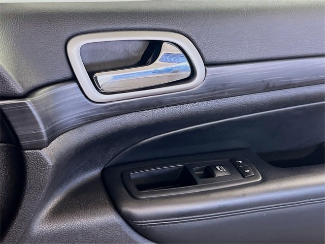 Used 2021 Jeep Grand Cherokee Laredo X image 31