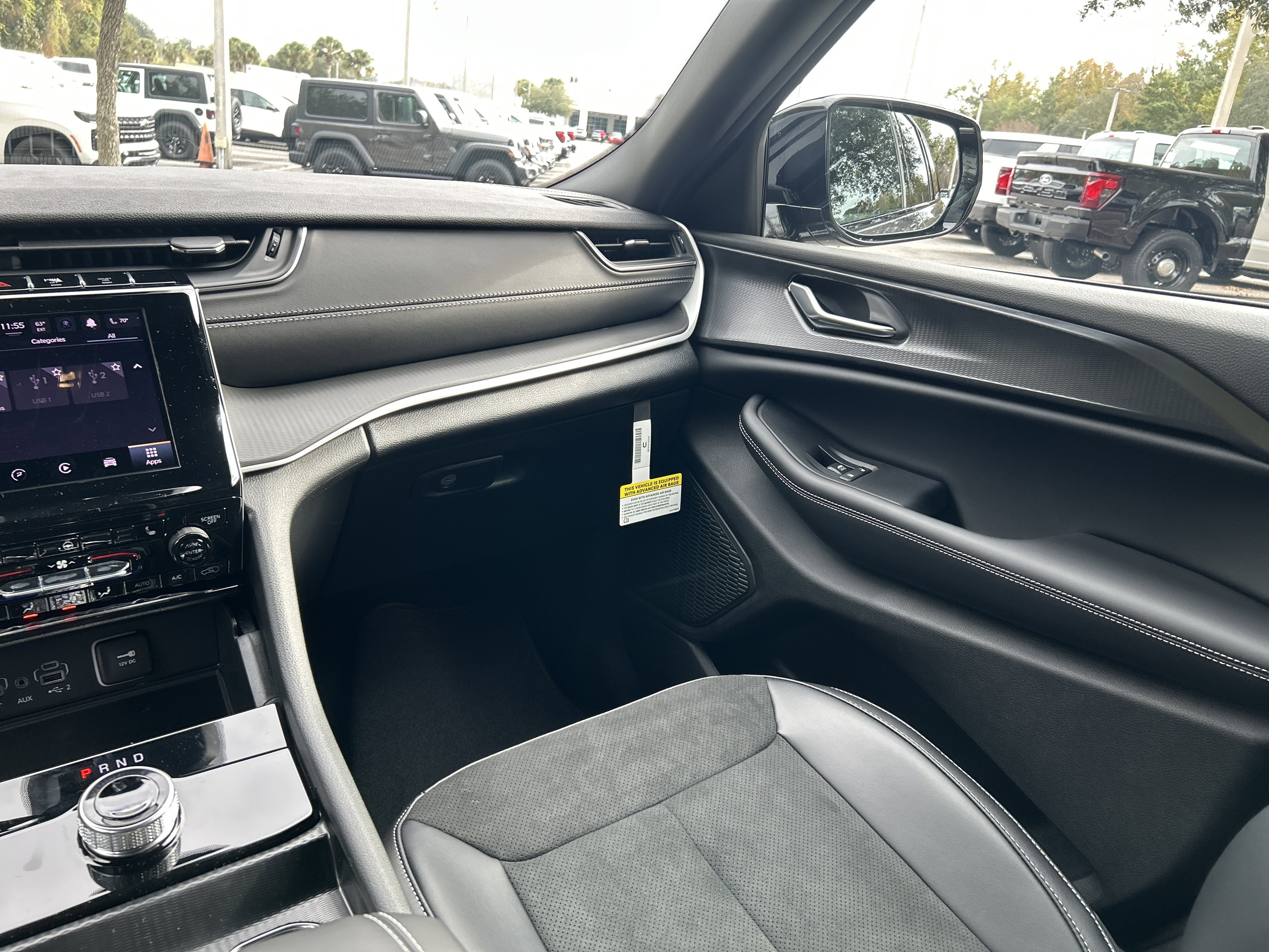 New 2025 Jeep Grand Cherokee Altitude image 55