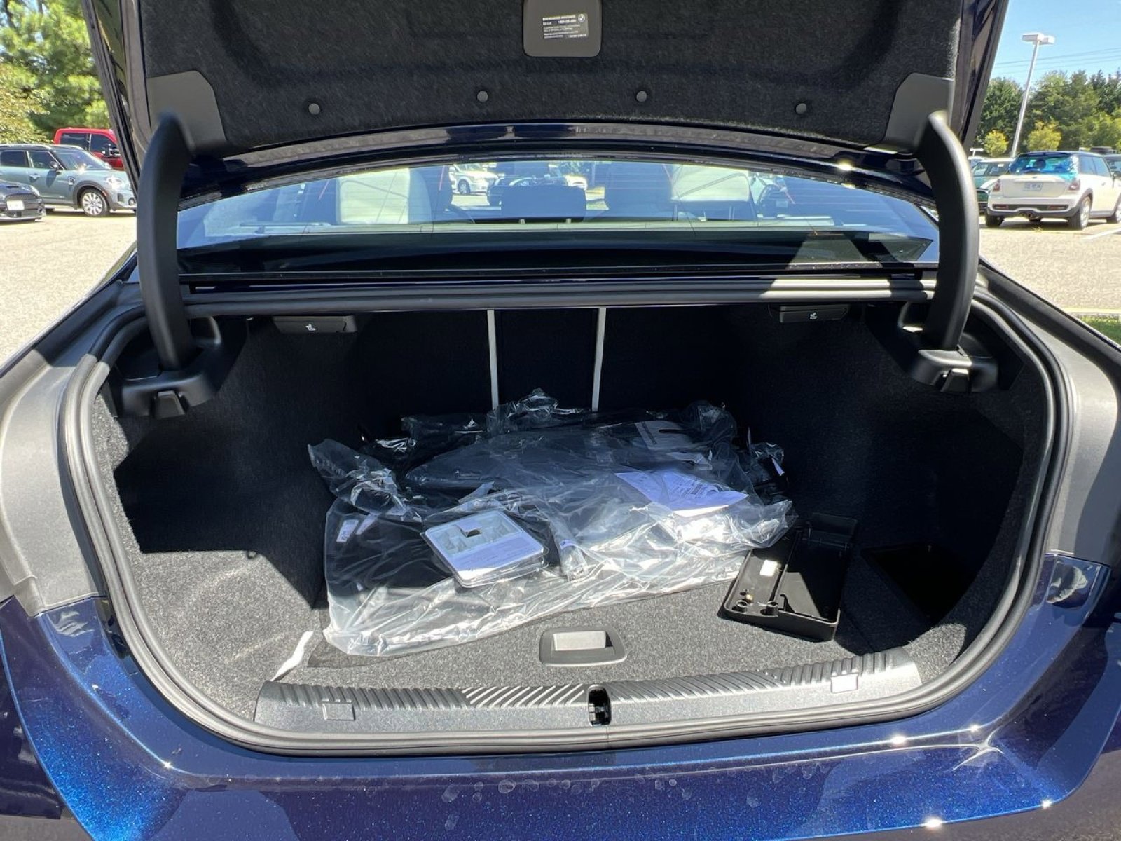 New 2025 BMW i5 M60 w/ Executive Package image 24