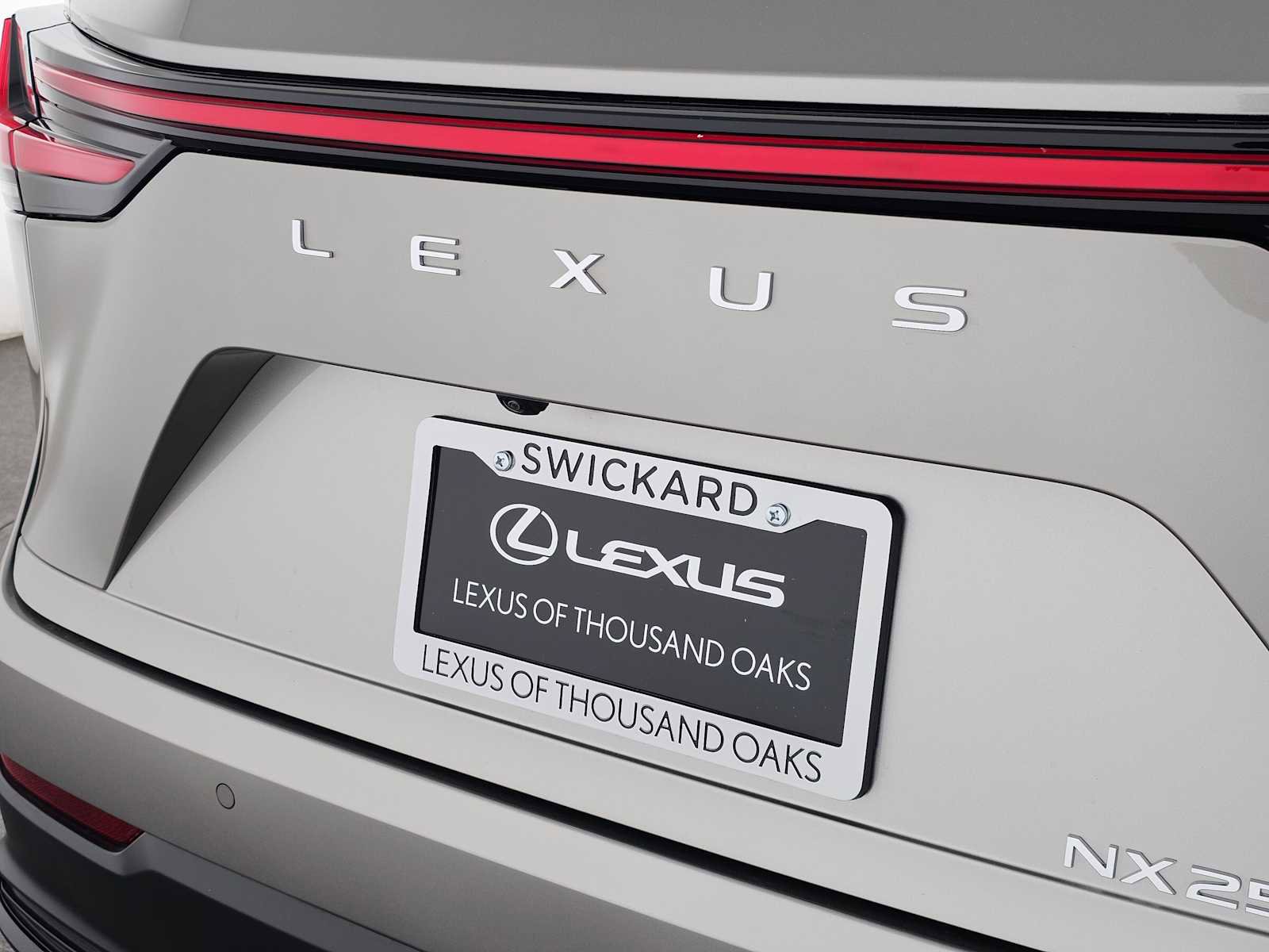 Used 2025 Lexus NX 250 FWD w/ Accessory Package (2T) image 13