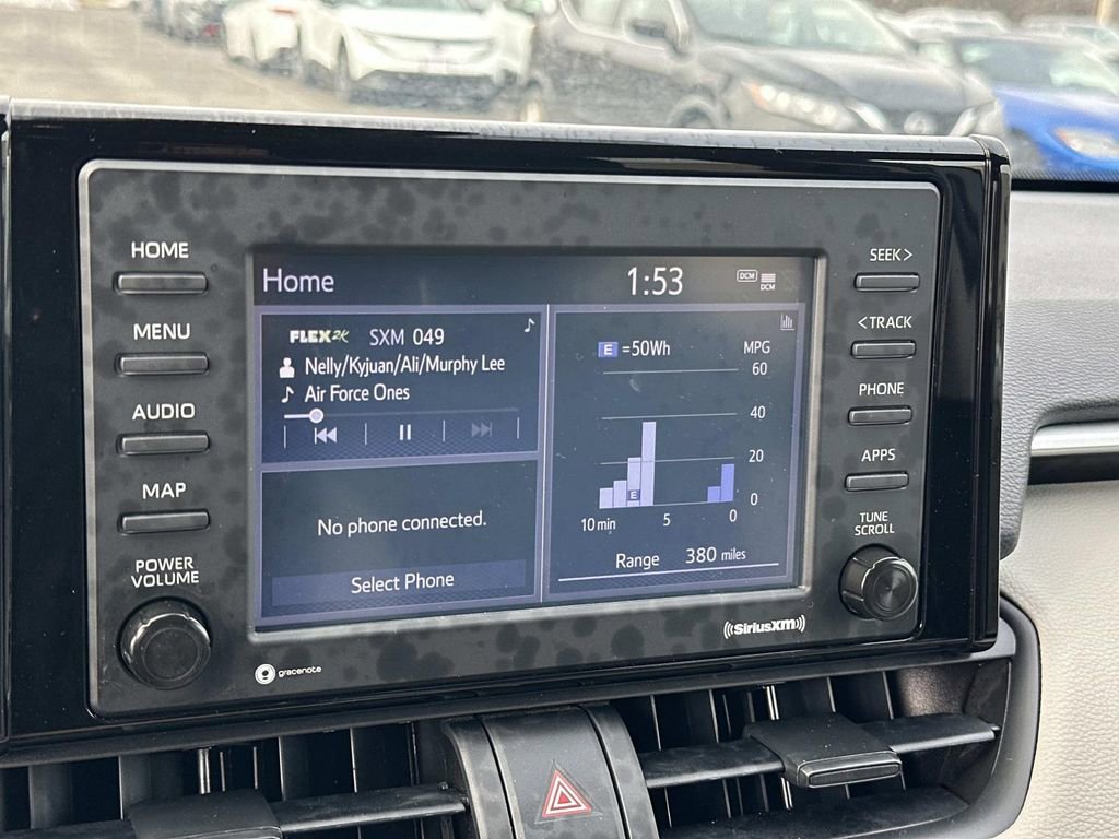 Used 2022 Toyota RAV4 XLE image 12