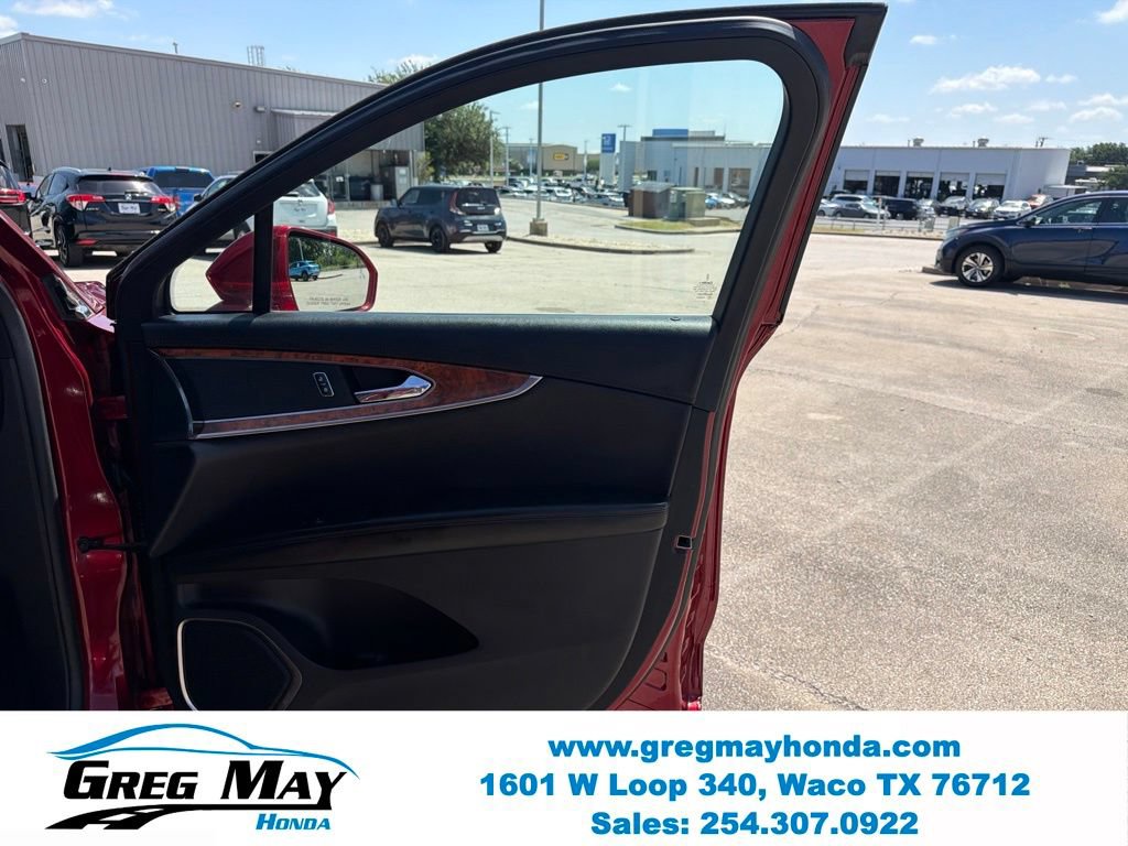 Used 2019 Lincoln Nautilus Select w/ Cargo Utility Package FWD image 31