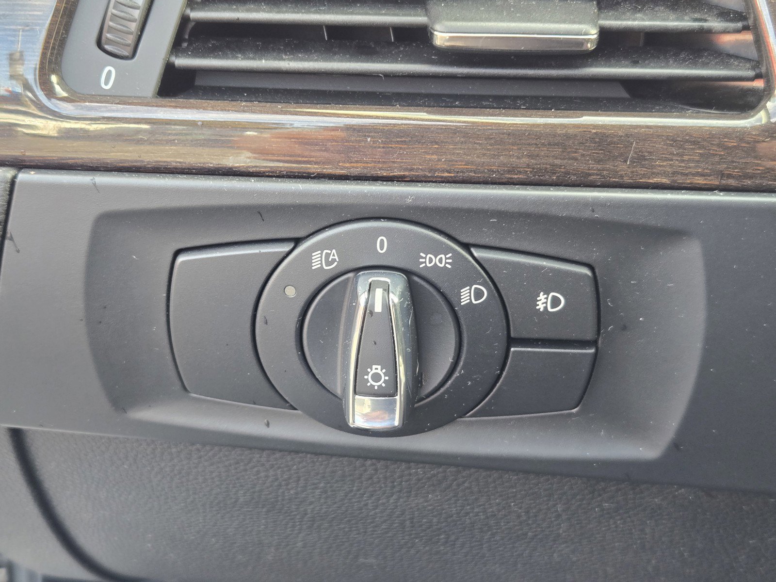 Used 2011 BMW 328i Coupe image 25