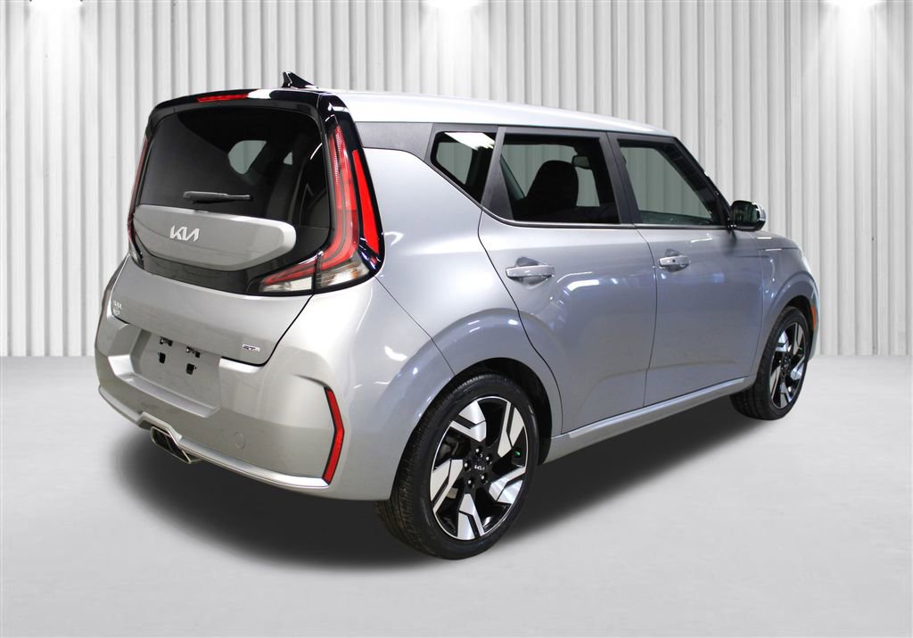 Used 2023 Kia Soul GT-Line FWD image 3