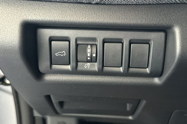 Certified 2026 Subaru Outback Limited AWD/4WD image 33