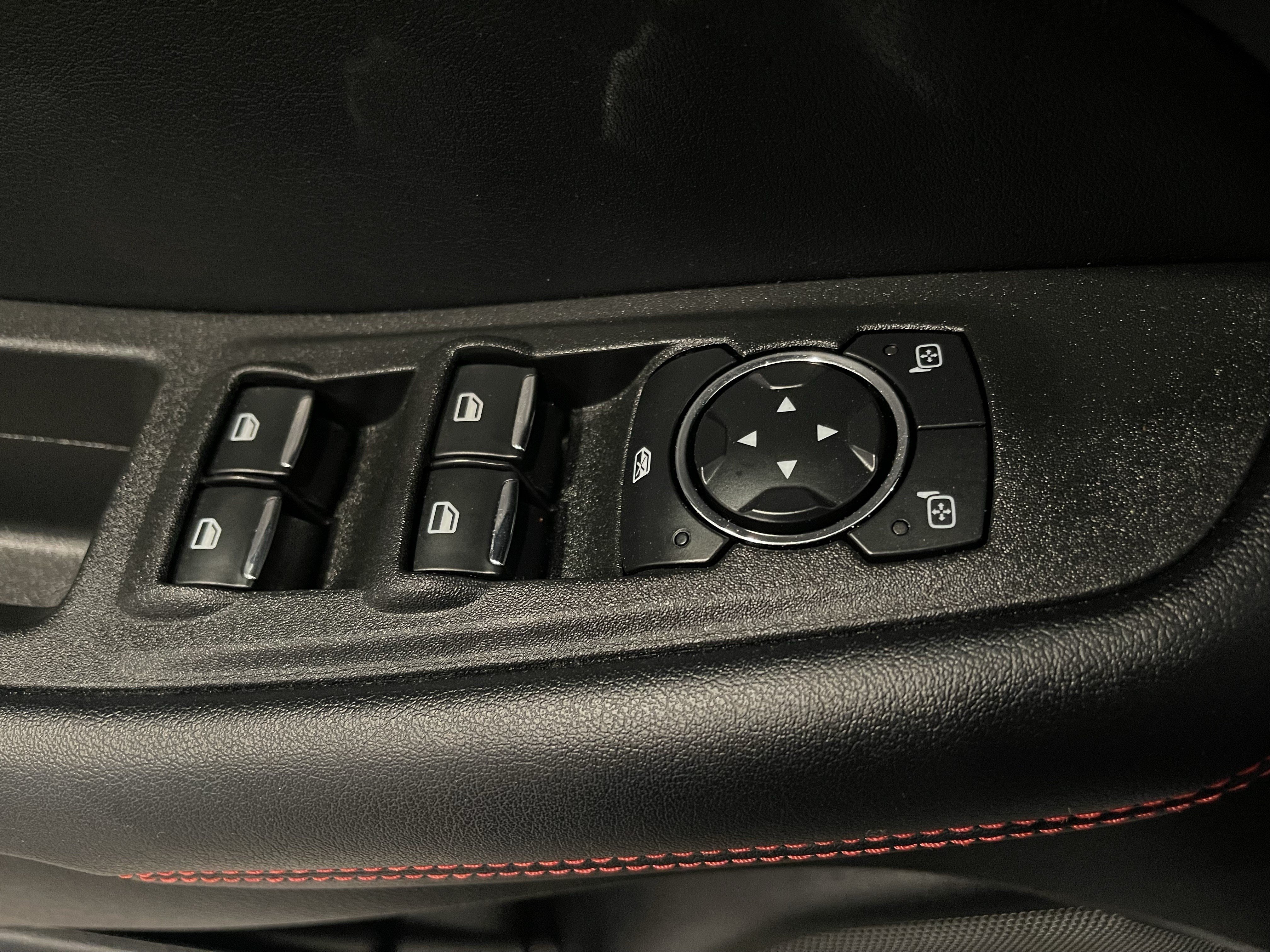 Used 2023 Ford Edge ST-Line AWD/4WD image 11