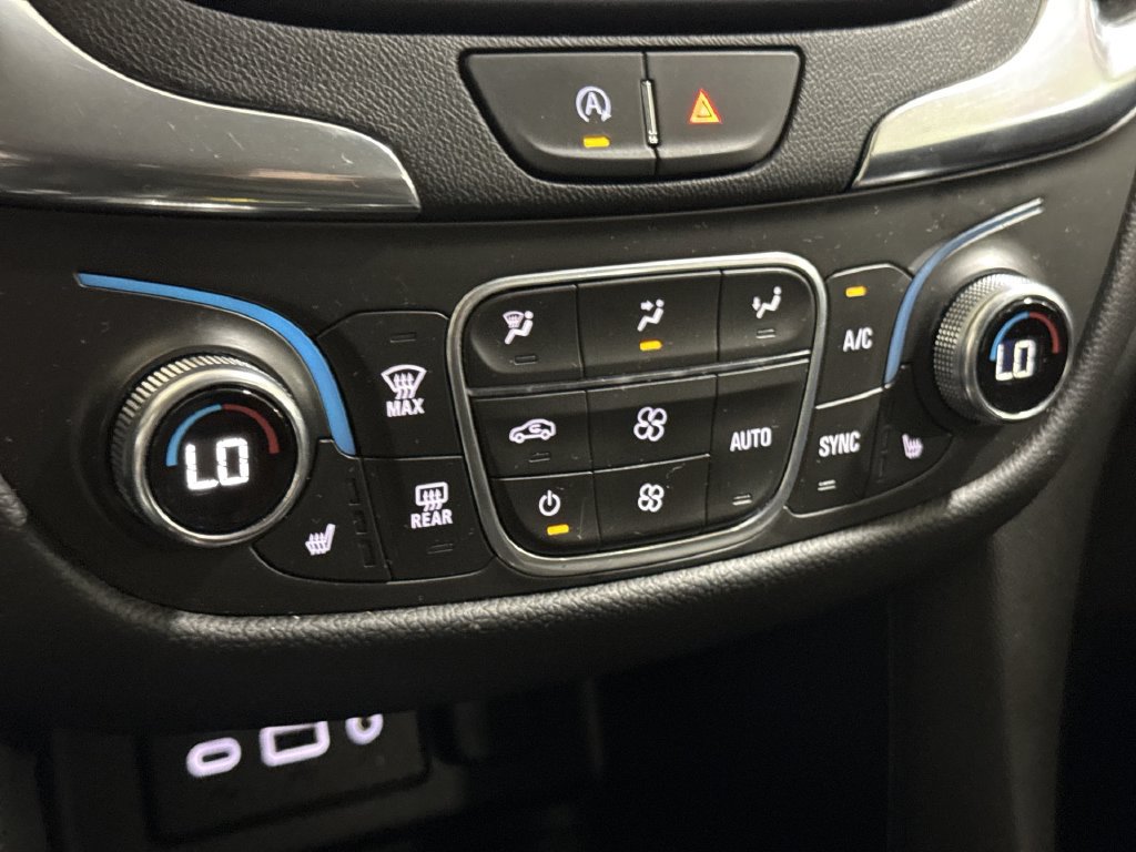Used 2022 Chevrolet Equinox LT AWD/4WD image 16