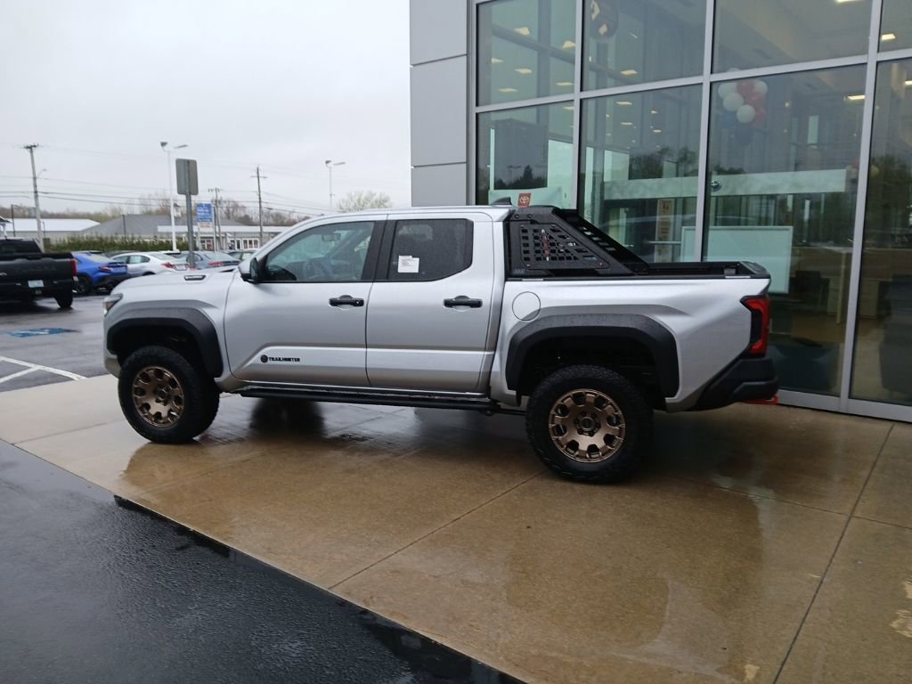 New 2025 Toyota Tacoma Trailhunter image 4