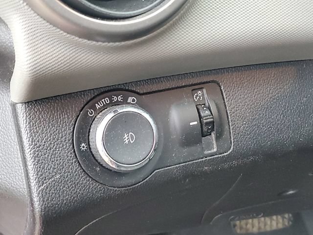Used 2014 Chevrolet Sonic LT w/ LT Promotional Package FWD image 8