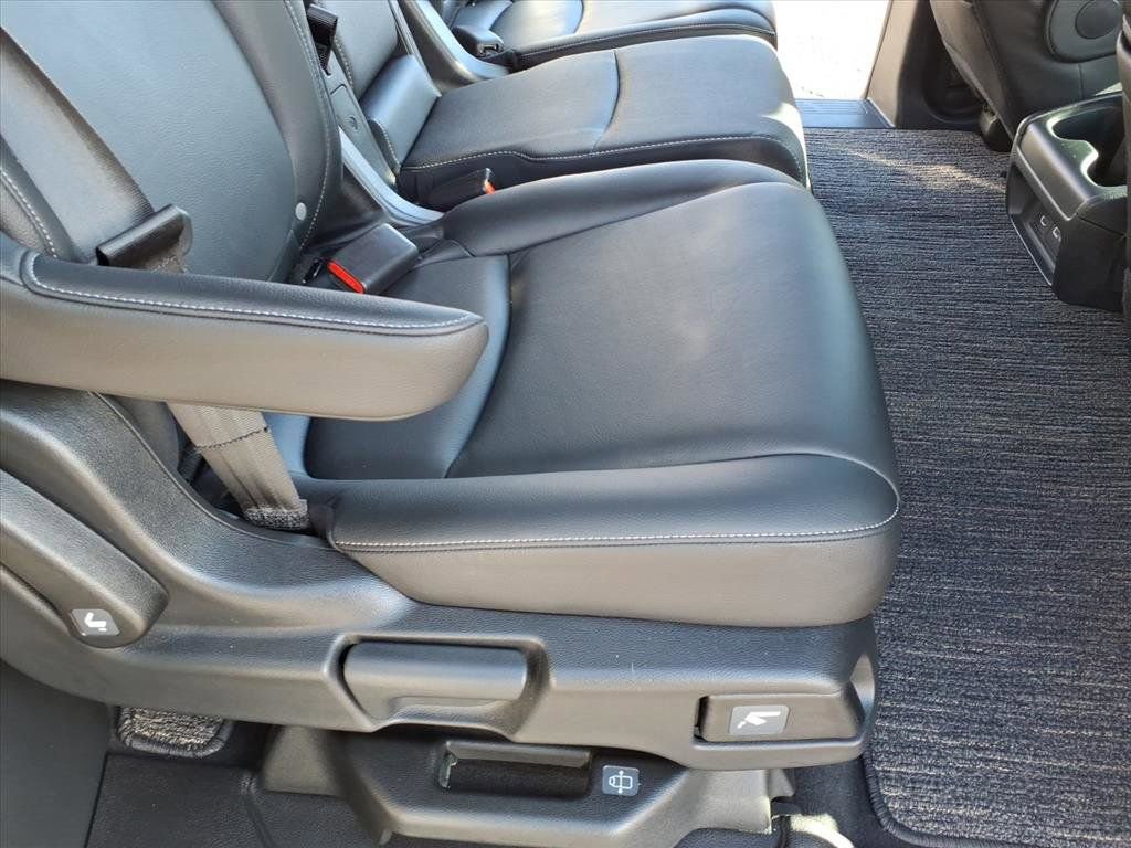 Used 2023 Honda Odyssey Touring image 16