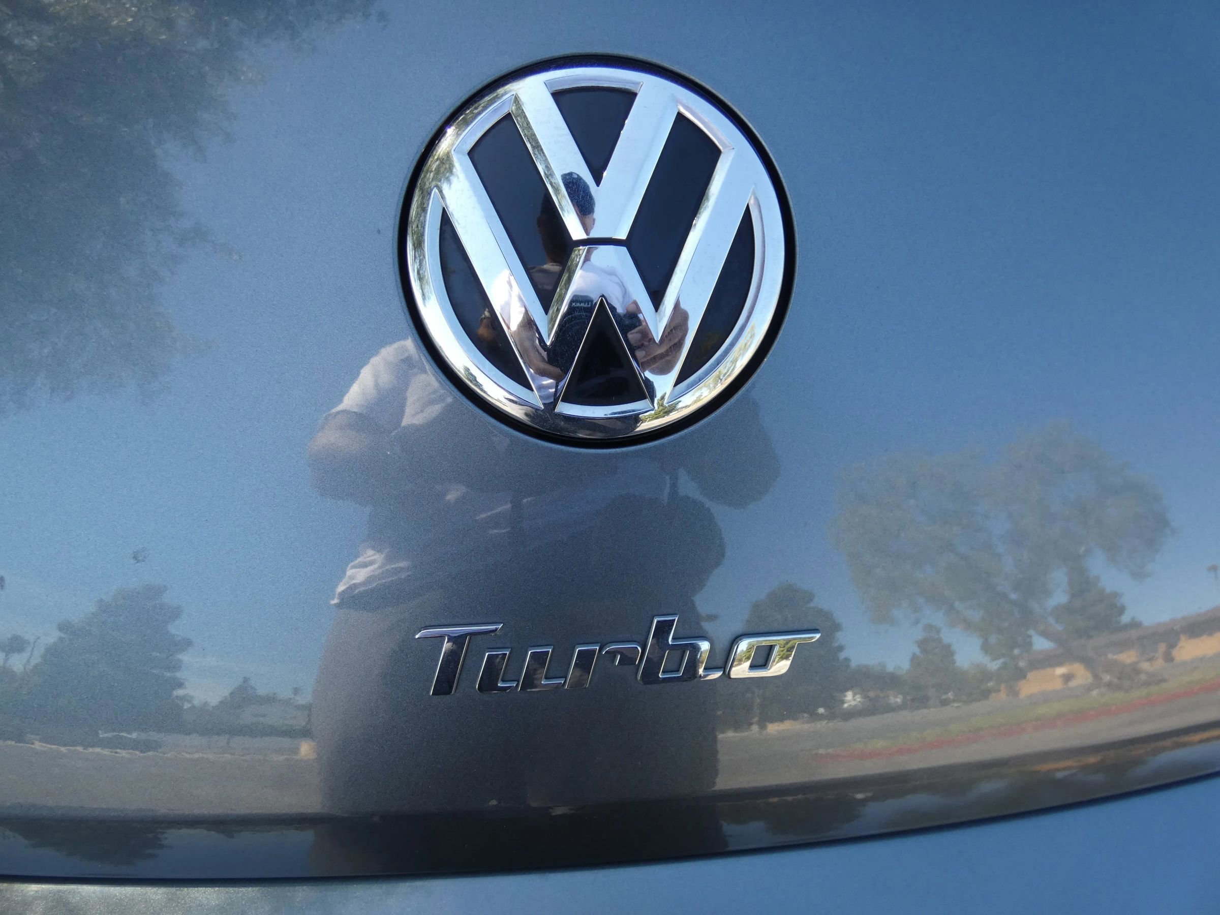 Used 2018 Volkswagen Beetle 2.0T S image 56