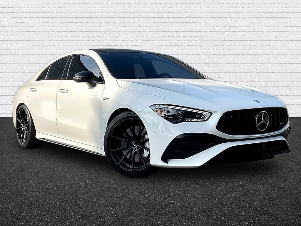 Used 2025 Mercedes-Benz CLA 35 AMG 4MATIC w/ AMG Night Package Plus image 3