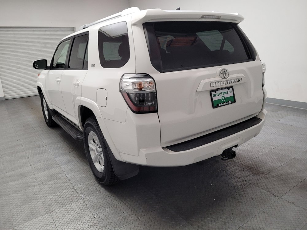 Used 2018 Toyota 4Runner SR5 RWD image 6