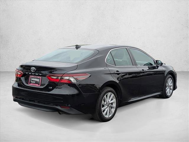 Used 2023 Toyota Camry LE image 5