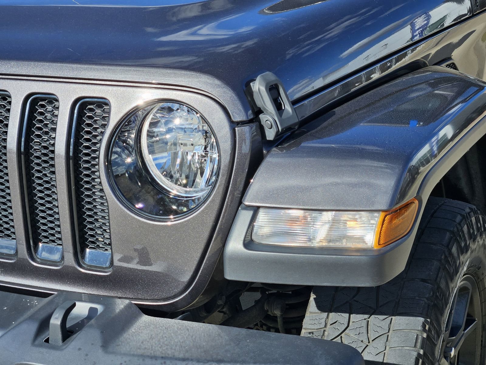 Used 2021 Jeep Wrangler Unlimited Sahara image 10