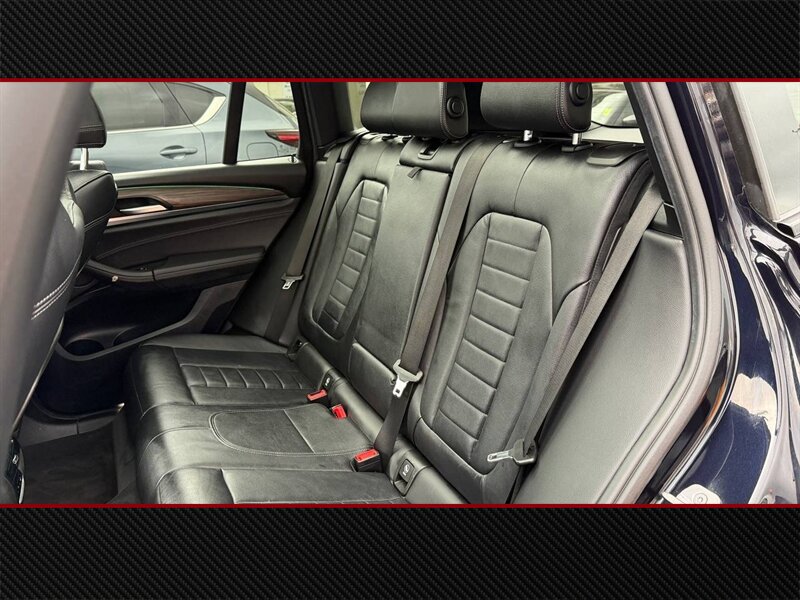 Used 2019 BMW X3 sDrive30i w/ M Sport Package RWD image 11