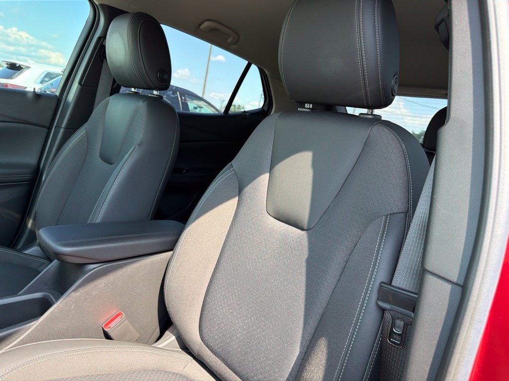 Used 2022 Buick Encore GX Select FWD image 17